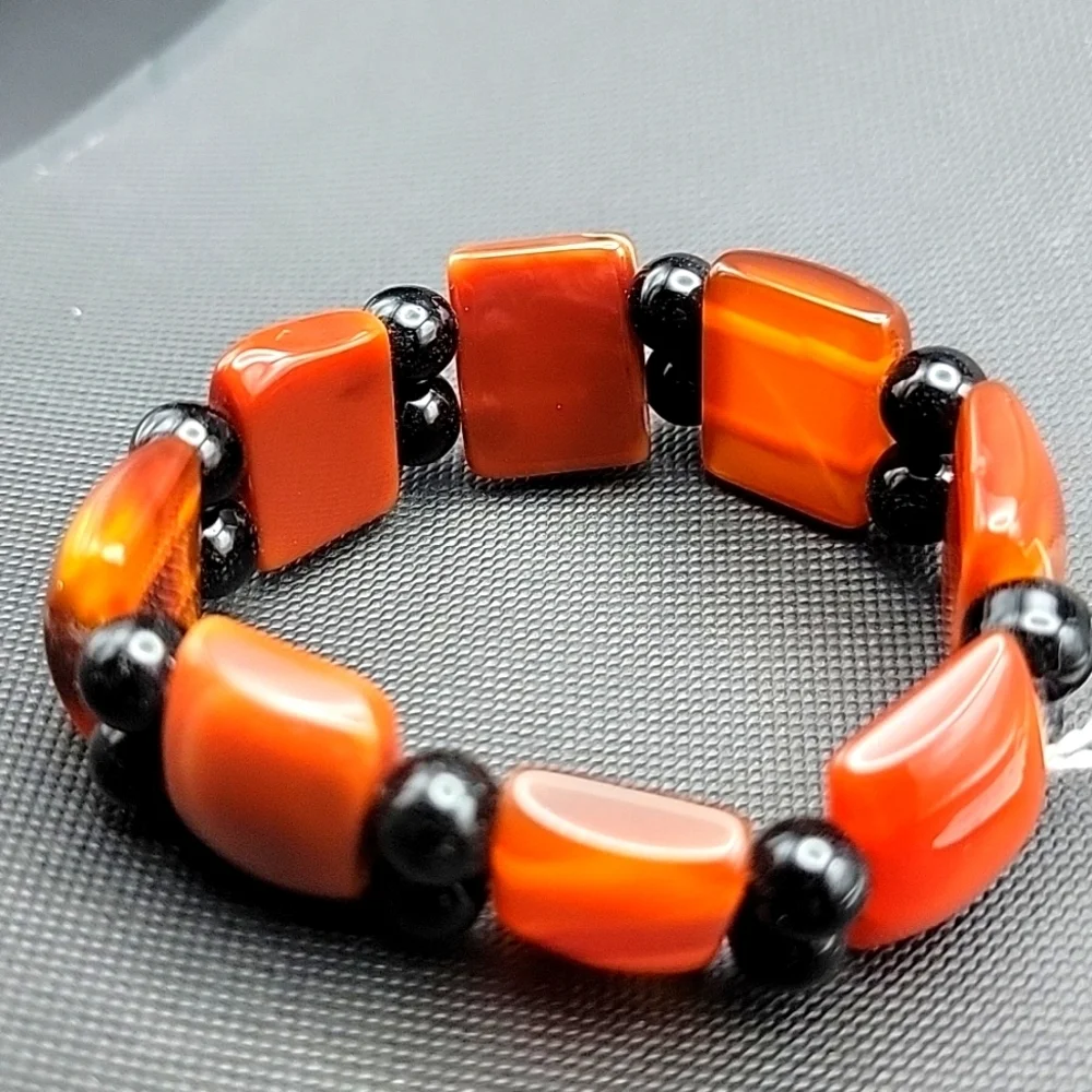 Orange Onyx & Spinel 240.00 Cts Stretchable Natural Gemstone Bracelet Beaded Men